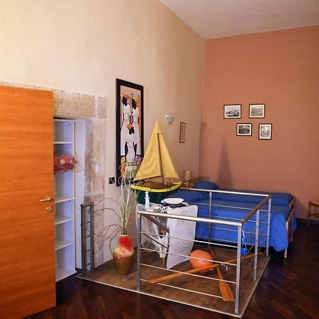 ジョヴィナッツォ A Casa Mia Bed & Breakfast エクステリア 写真