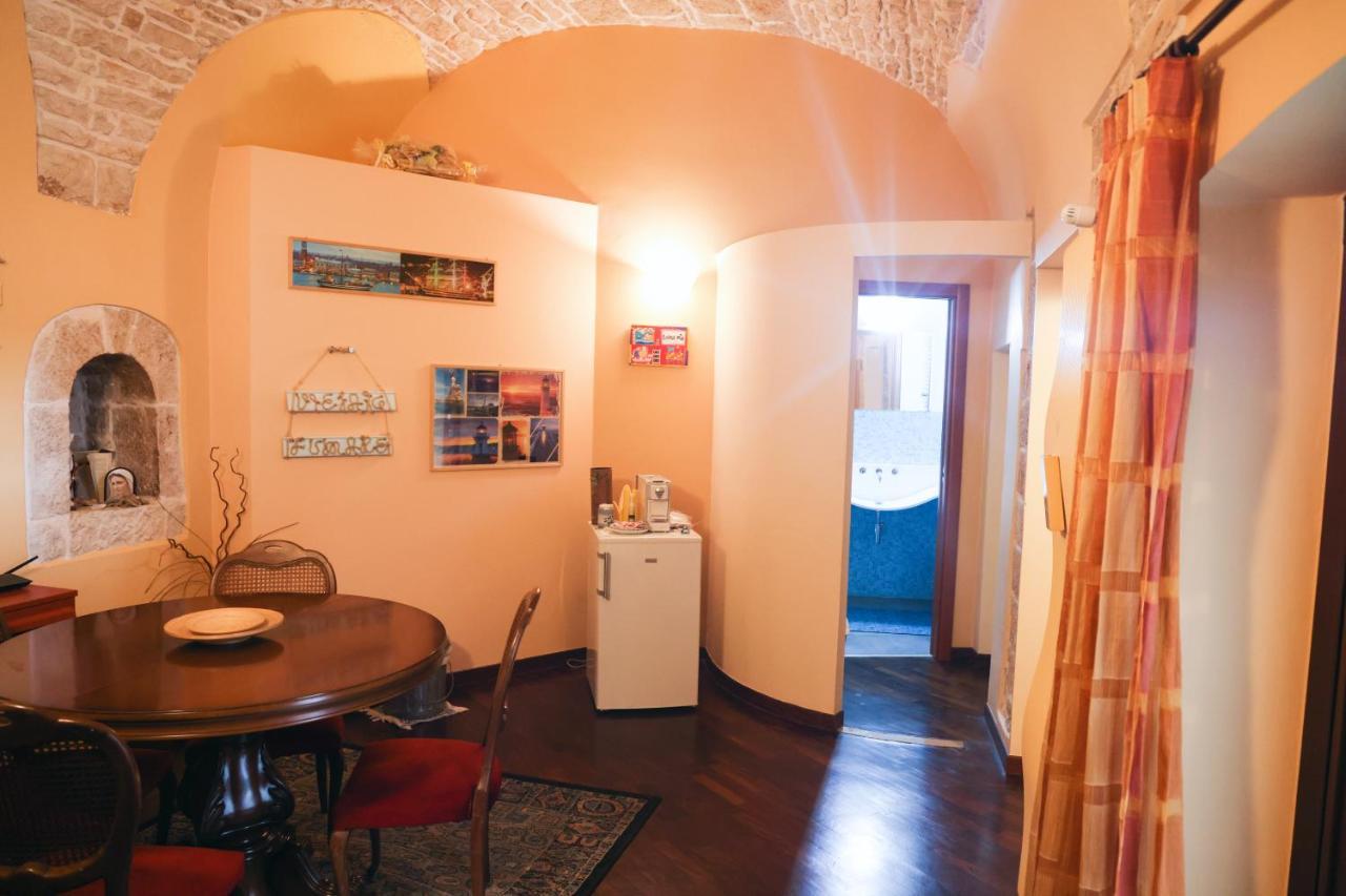 ジョヴィナッツォ A Casa Mia Bed & Breakfast エクステリア 写真